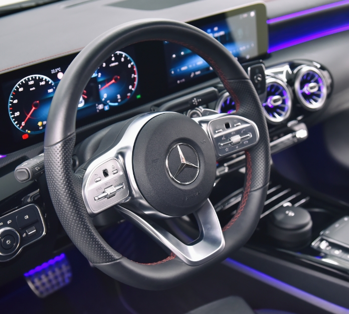 Mercedes Benz